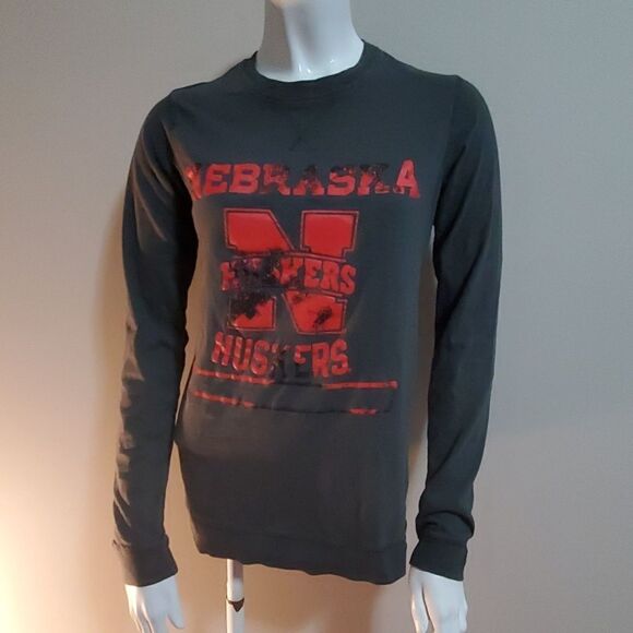 Pro Edge Gray Nebraska Huskers Long Sleeve Tee (S) - Picture 1 of 6